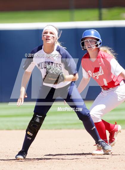 Thumbnail 1 in Philipsburg-Osceola vs. Holy Redeemer (PIAA 3A Championship) photogallery.