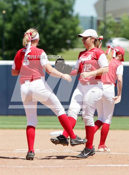 Thumbnail 1 in Philipsburg-Osceola vs. Holy Redeemer (PIAA 3A Championship) photogallery.