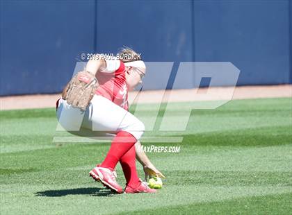Thumbnail 3 in Philipsburg-Osceola vs. Holy Redeemer (PIAA 3A Championship) photogallery.