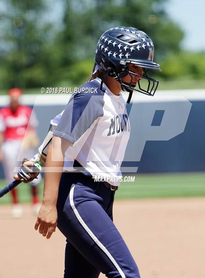 Thumbnail 3 in Philipsburg-Osceola vs. Holy Redeemer (PIAA 3A Championship) photogallery.