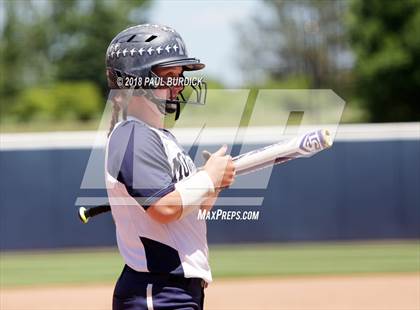 Thumbnail 3 in Philipsburg-Osceola vs. Holy Redeemer (PIAA 3A Championship) photogallery.