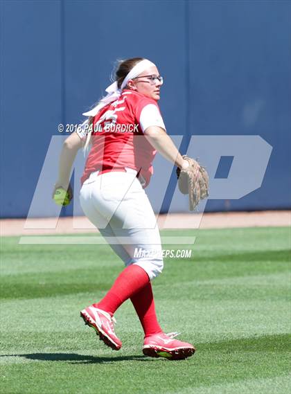 Thumbnail 1 in Philipsburg-Osceola vs. Holy Redeemer (PIAA 3A Championship) photogallery.