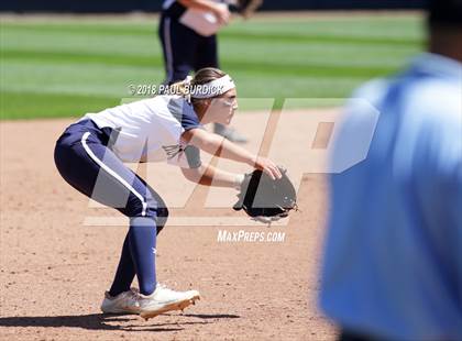 Thumbnail 3 in Philipsburg-Osceola vs. Holy Redeemer (PIAA 3A Championship) photogallery.