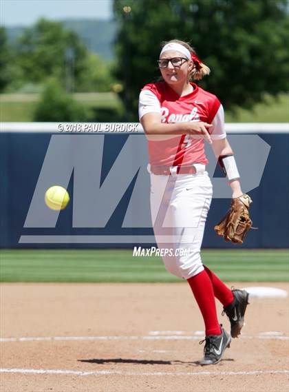 Thumbnail 2 in Philipsburg-Osceola vs. Holy Redeemer (PIAA 3A Championship) photogallery.