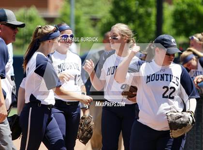 Thumbnail 1 in Philipsburg-Osceola vs. Holy Redeemer (PIAA 3A Championship) photogallery.