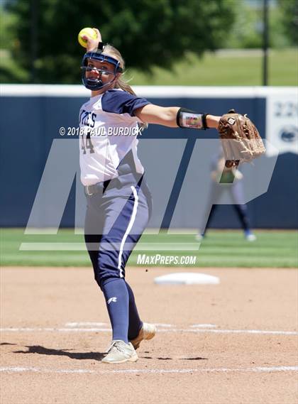 Thumbnail 2 in Philipsburg-Osceola vs. Holy Redeemer (PIAA 3A Championship) photogallery.
