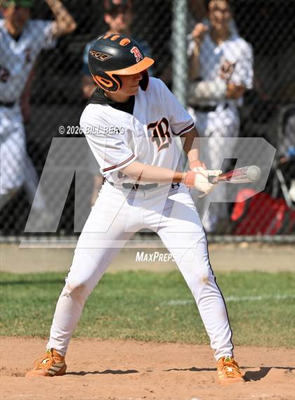 Thumbnail 2 in Staples vs Ridgefield photogallery.