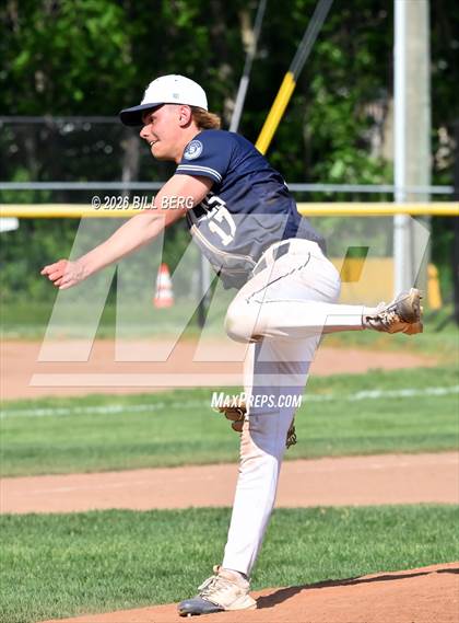 Thumbnail 1 in Staples vs Ridgefield photogallery.
