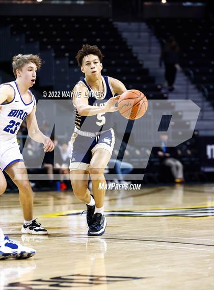 Thumbnail 3 in Lloyd Memorial vs Highlands (9th Region Quarterfinals) photogallery.
