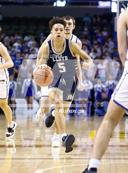 Thumbnail 2 in Lloyd Memorial vs Highlands (9th Region Quarterfinals) photogallery.