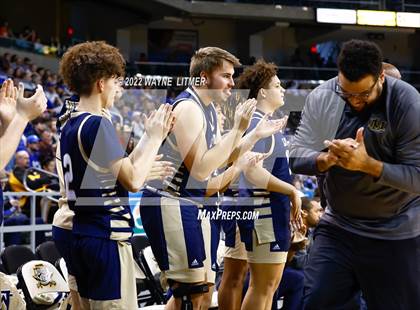 Thumbnail 3 in Lloyd Memorial vs Highlands (9th Region Quarterfinals) photogallery.