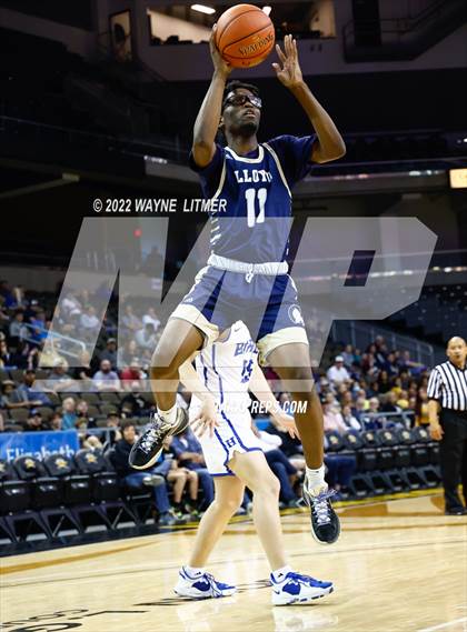 Thumbnail 3 in Lloyd Memorial vs Highlands (9th Region Quarterfinals) photogallery.