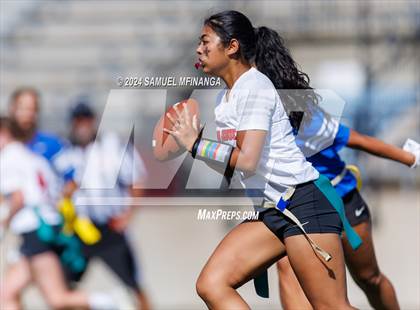 Thumbnail 1 in Regis Jesuit @ Grandview photogallery.
