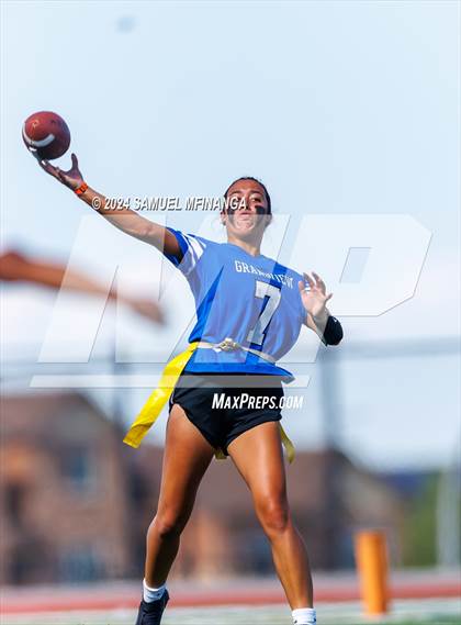 Thumbnail 2 in Regis Jesuit @ Grandview photogallery.