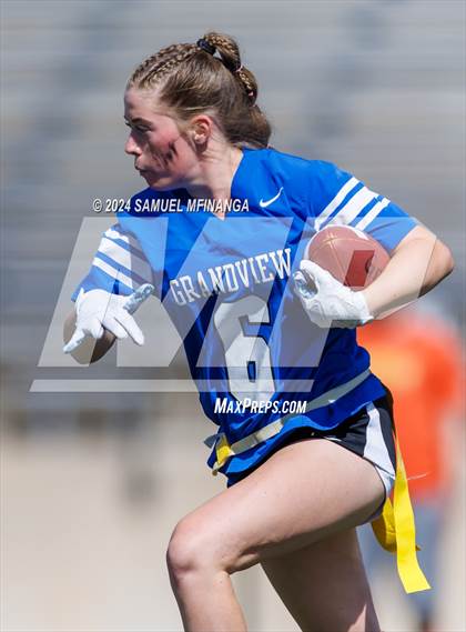 Thumbnail 2 in Regis Jesuit @ Grandview photogallery.