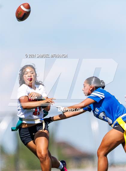 Thumbnail 1 in Regis Jesuit @ Grandview photogallery.