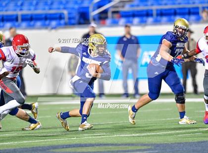 Thumbnail 1 in Pulaski Academy vs. McClellan (AAA 5A Final) photogallery.