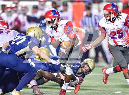 Thumbnail 3 in Pulaski Academy vs. McClellan (AAA 5A Final) photogallery.