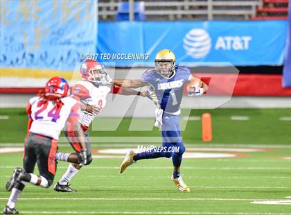 Thumbnail 2 in Pulaski Academy vs. McClellan (AAA 5A Final) photogallery.