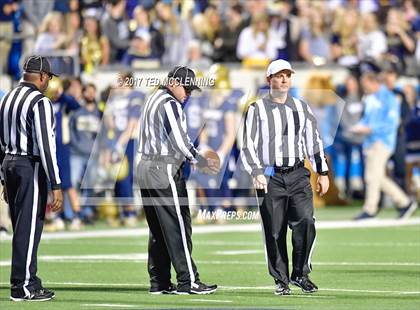 Thumbnail 2 in Pulaski Academy vs. McClellan (AAA 5A Final) photogallery.