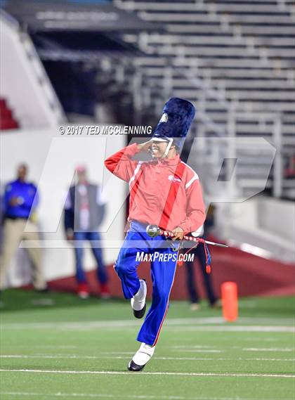 Thumbnail 3 in Pulaski Academy vs. McClellan (AAA 5A Final) photogallery.