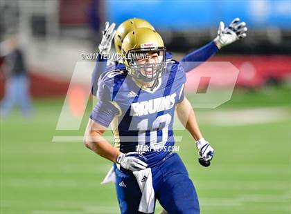 Thumbnail 3 in Pulaski Academy vs. McClellan (AAA 5A Final) photogallery.