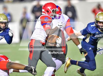 Thumbnail 2 in Pulaski Academy vs. McClellan (AAA 5A Final) photogallery.