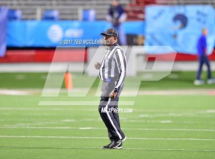 Thumbnail 2 in Pulaski Academy vs. McClellan (AAA 5A Final) photogallery.