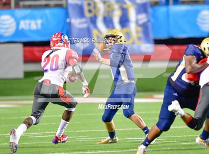 Thumbnail 1 in Pulaski Academy vs. McClellan (AAA 5A Final) photogallery.