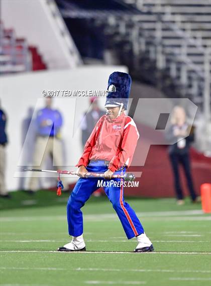 Thumbnail 1 in Pulaski Academy vs. McClellan (AAA 5A Final) photogallery.