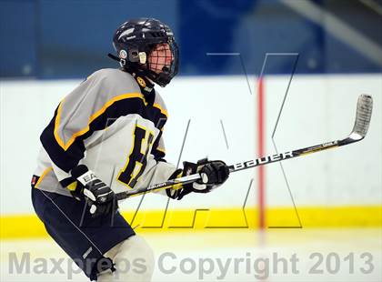 Thumbnail 1 in New Milford @ Housatonic/Northwestern photogallery.