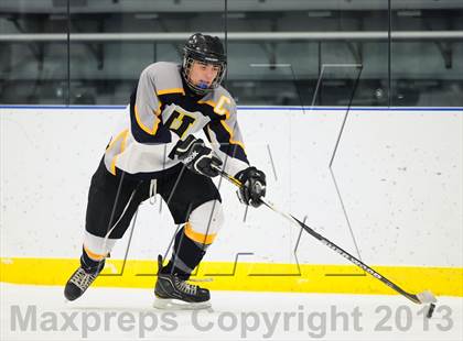 Thumbnail 1 in New Milford @ Housatonic/Northwestern photogallery.