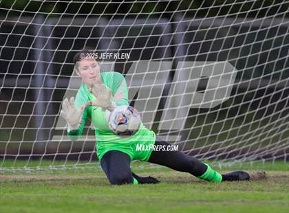 Thumbnail 2 in Spanish River vs Boca Raton (FHSAA 7A District 14 Semifinal) photogallery.