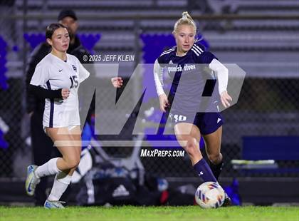 Thumbnail 2 in Spanish River vs Boca Raton (FHSAA 7A District 14 Semifinal) photogallery.