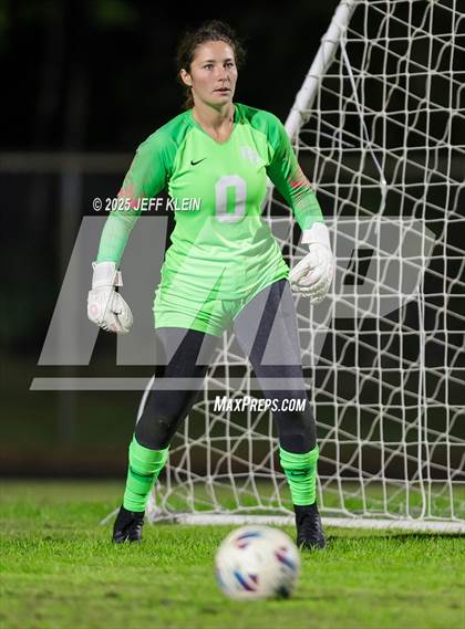 Thumbnail 1 in Spanish River vs Boca Raton (FHSAA 7A District 14 Semifinal) photogallery.