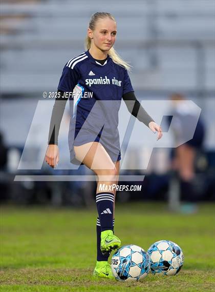 Thumbnail 3 in Spanish River vs Boca Raton (FHSAA 7A District 14 Semifinal) photogallery.