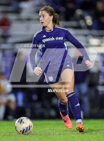 Thumbnail 1 in Spanish River vs Boca Raton (FHSAA 7A District 14 Semifinal) photogallery.