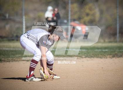 Thumbnail 1 in Elizabeth vs. Silver Creek photogallery.