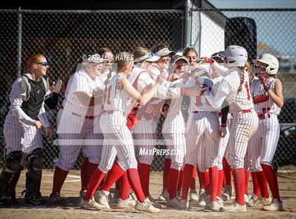 Thumbnail 1 in Elizabeth vs. Silver Creek photogallery.