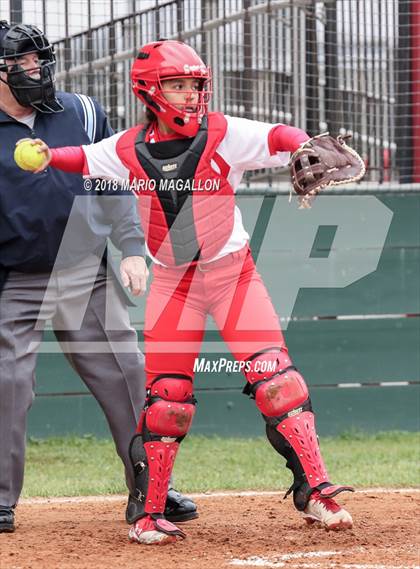 Thumbnail 2 in La Joya vs Economedes (La Joya Tournament) photogallery.