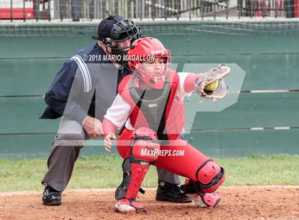 Thumbnail 3 in La Joya vs Economedes (La Joya Tournament) photogallery.