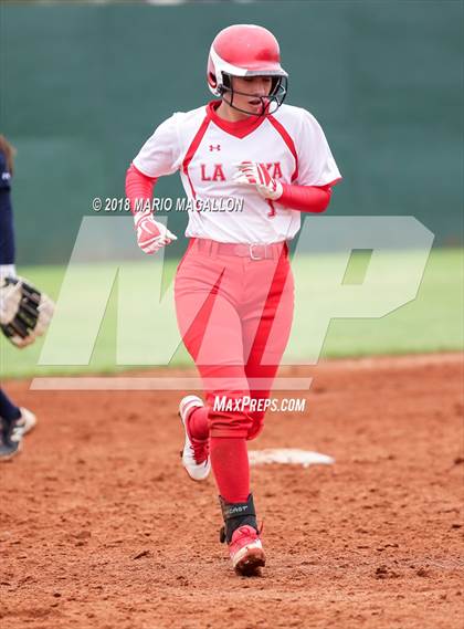 Thumbnail 3 in La Joya vs Economedes (La Joya Tournament) photogallery.