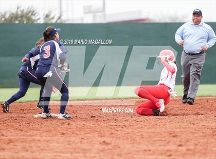 Thumbnail 1 in La Joya vs Economedes (La Joya Tournament) photogallery.