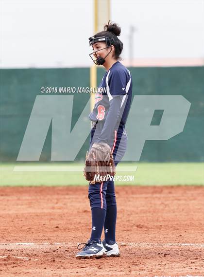 Thumbnail 3 in La Joya vs Economedes (La Joya Tournament) photogallery.