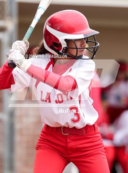 Thumbnail 2 in La Joya vs Economedes (La Joya Tournament) photogallery.