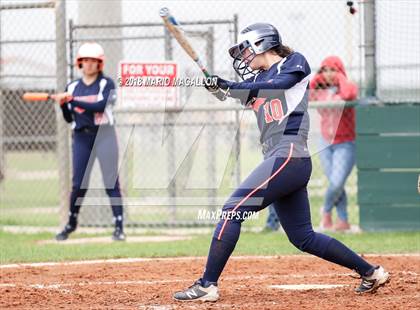 Thumbnail 1 in La Joya vs Economedes (La Joya Tournament) photogallery.