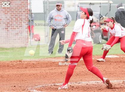 Thumbnail 2 in La Joya vs Economedes (La Joya Tournament) photogallery.