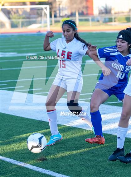 Thumbnail 1 in Lee [Robert E.] vs South San Antonio photogallery.
