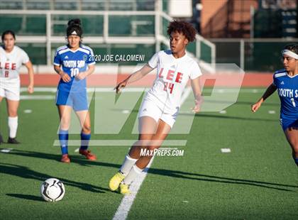 Thumbnail 3 in Lee [Robert E.] vs South San Antonio photogallery.