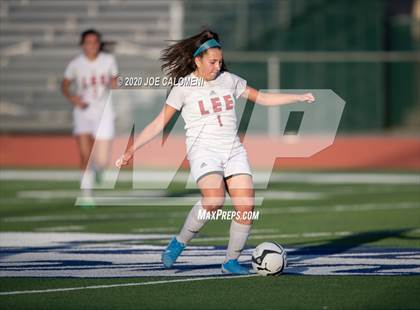 Thumbnail 2 in Lee [Robert E.] vs South San Antonio photogallery.